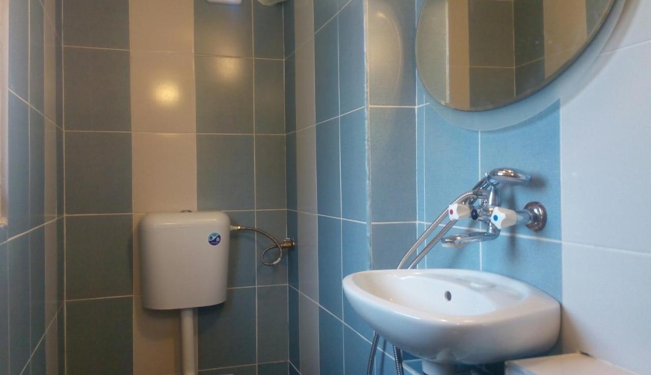 Iglika Hotell Yambol Exteriör bild