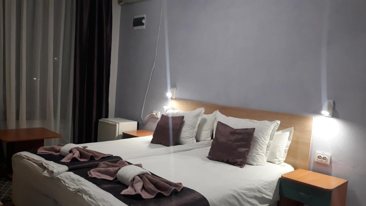 Iglika Hotell Yambol Exteriör bild